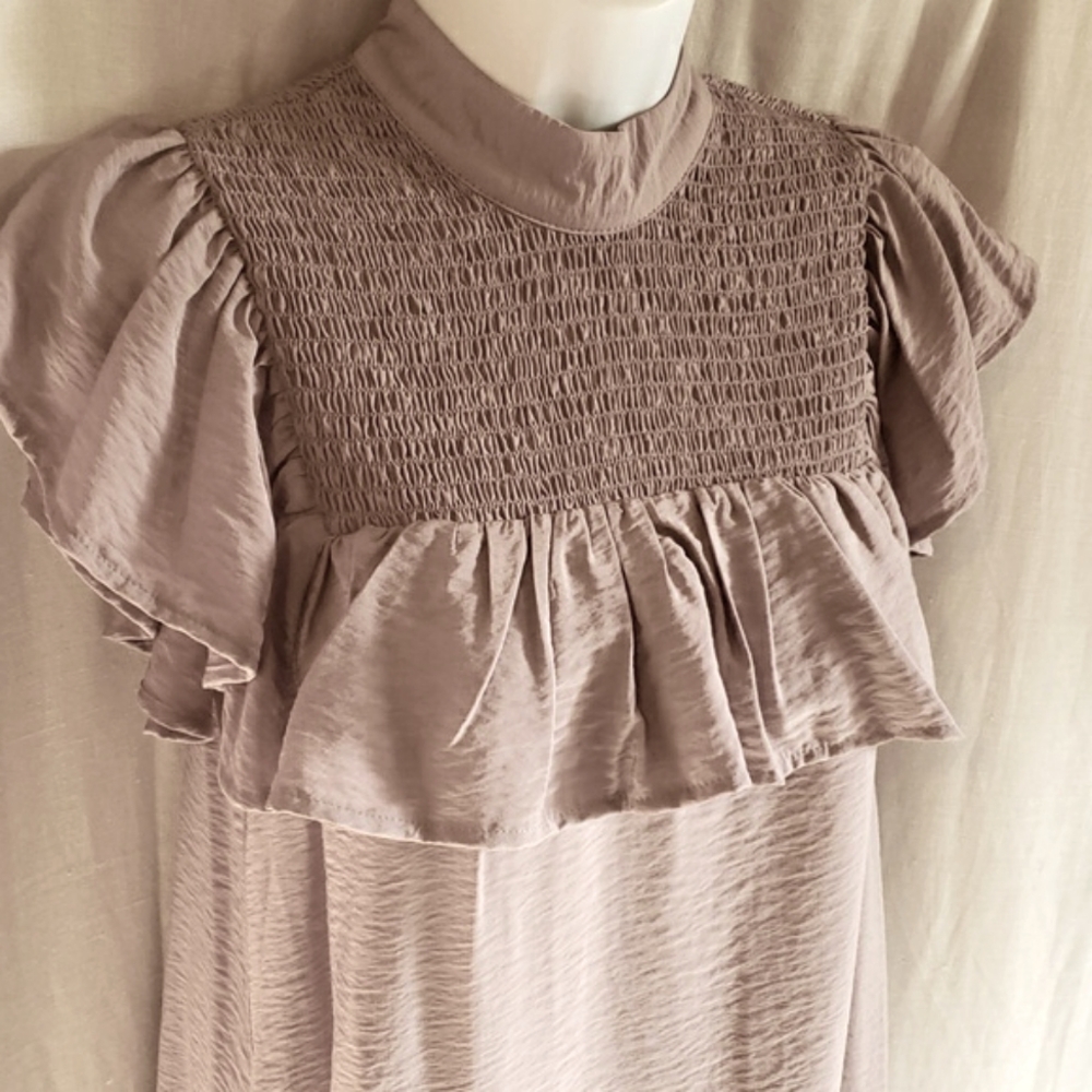 A New Day Capped Sleeve Smocked Ruffled Mauve Dress with Pockets Size XS - New